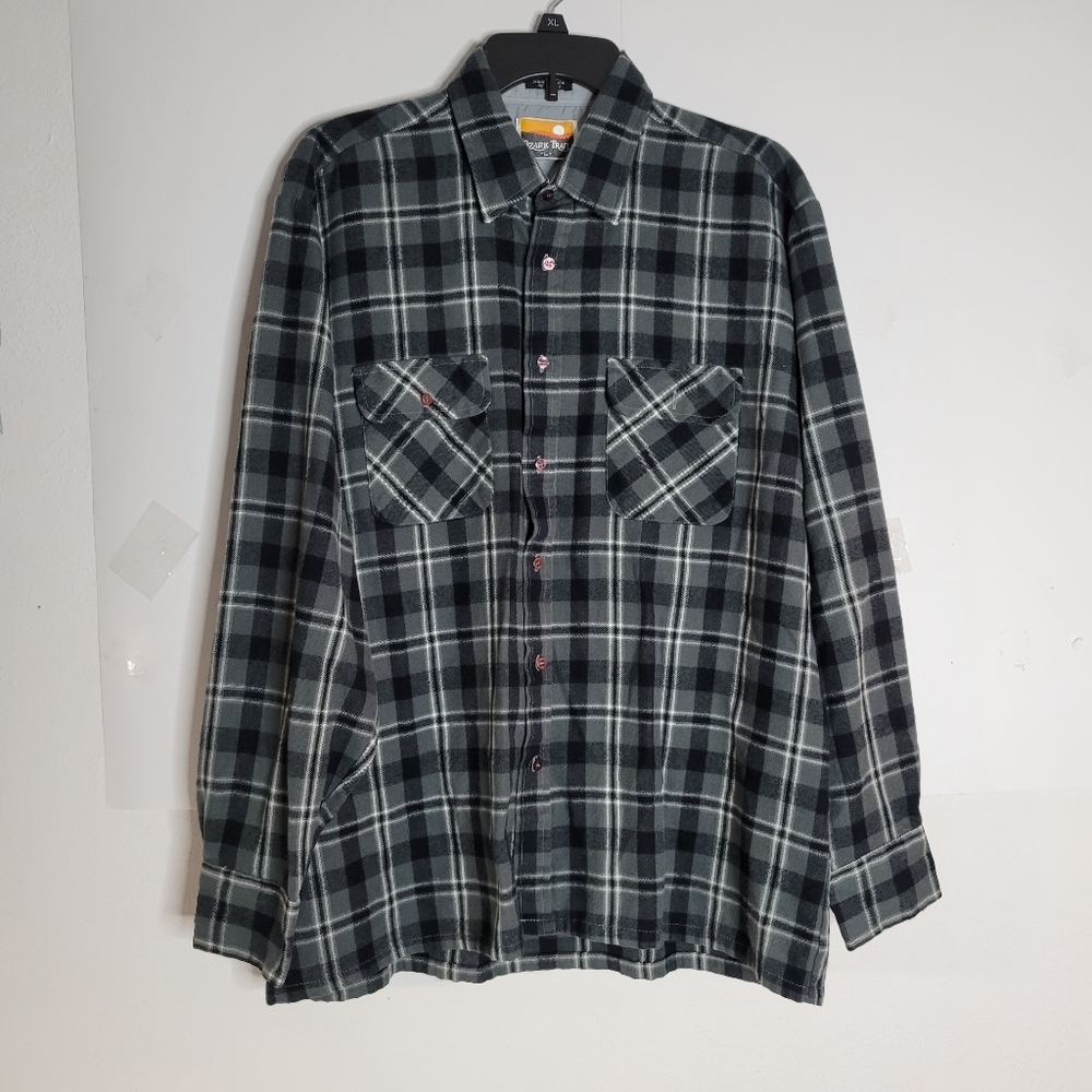 Mens Ozark Trail Plaid Long Sleeve Button front shirt Size Large